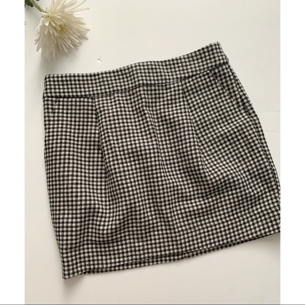 Mango wool blend houndstooth checkered mini skirt size 2